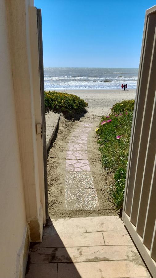Casa Roberto Beach Torvaianica Exterior photo