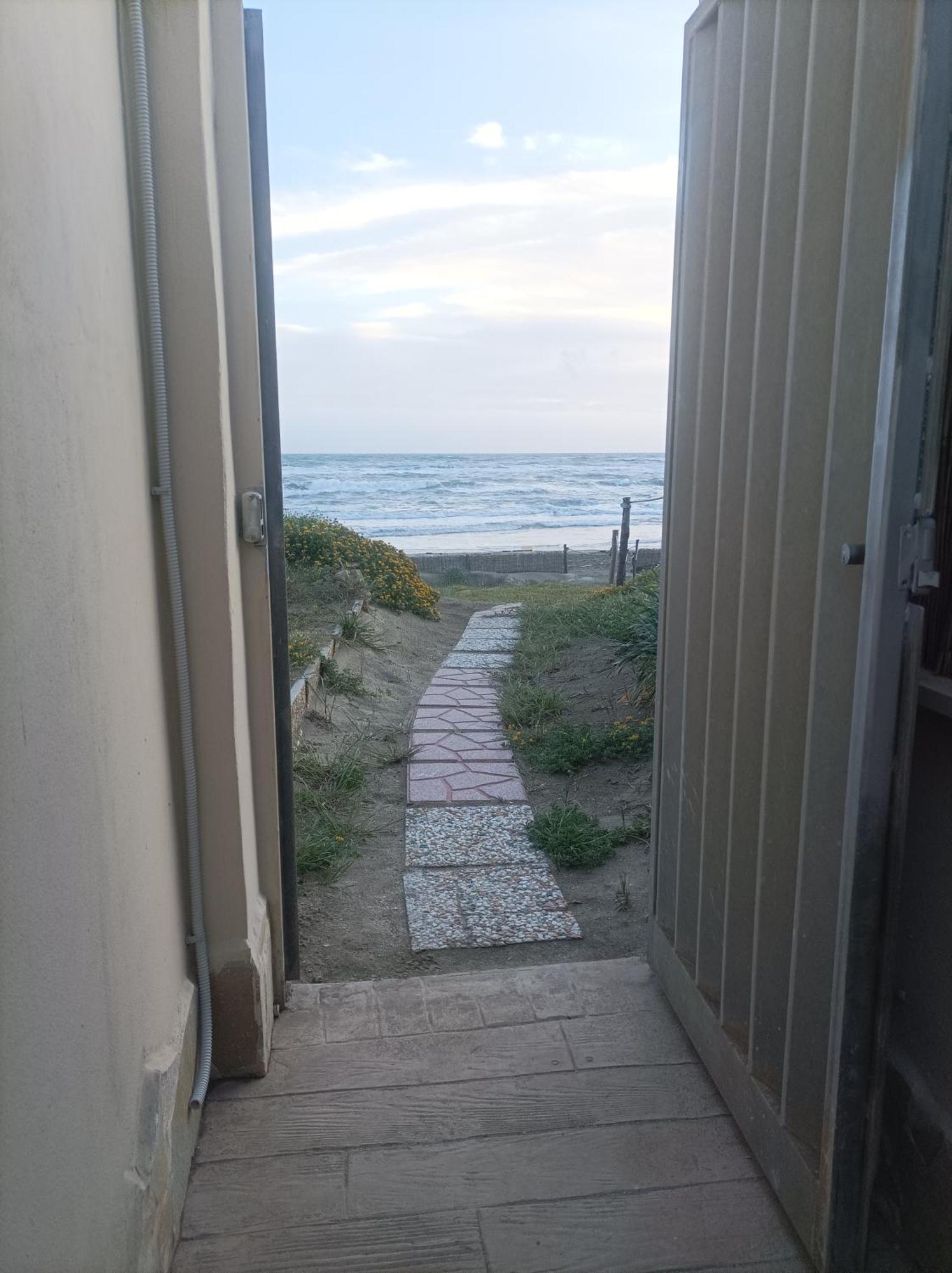 Casa Roberto Beach Torvaianica Exterior photo